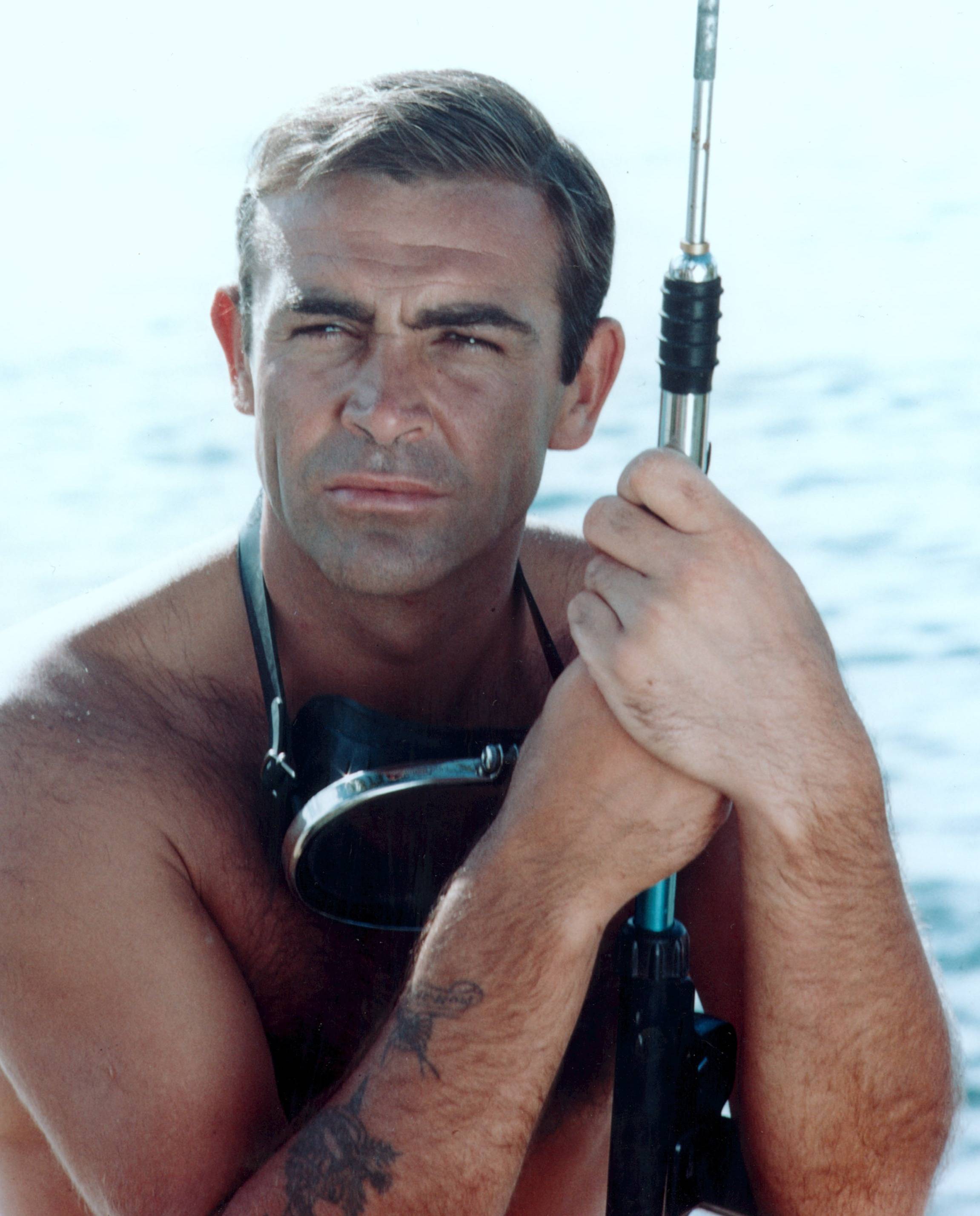 Por que Sean Connery se cansou de interpretar James Bond?