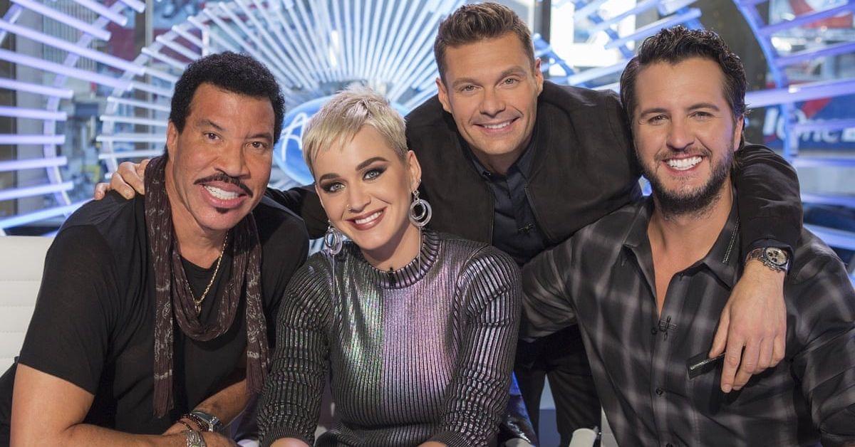Juízes do American Idol no set do programa
