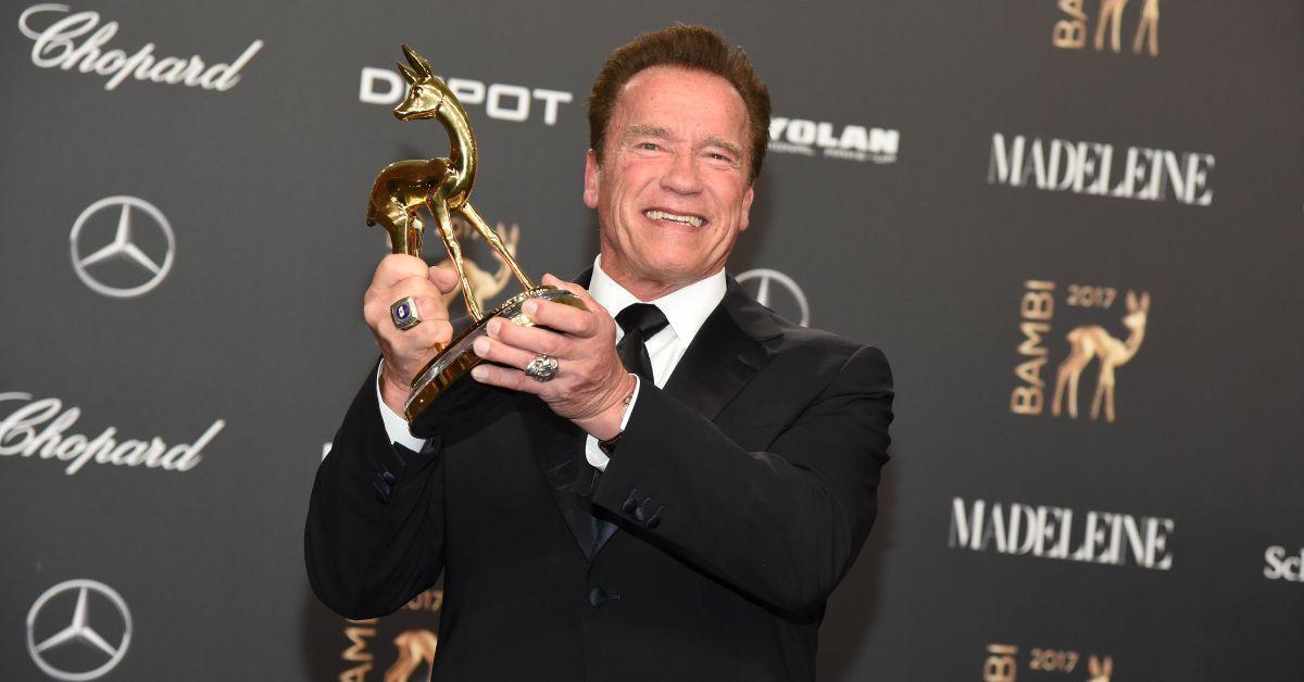 Arnold Schwarzenegger no tapete vermelho do Bambi Awards 2017