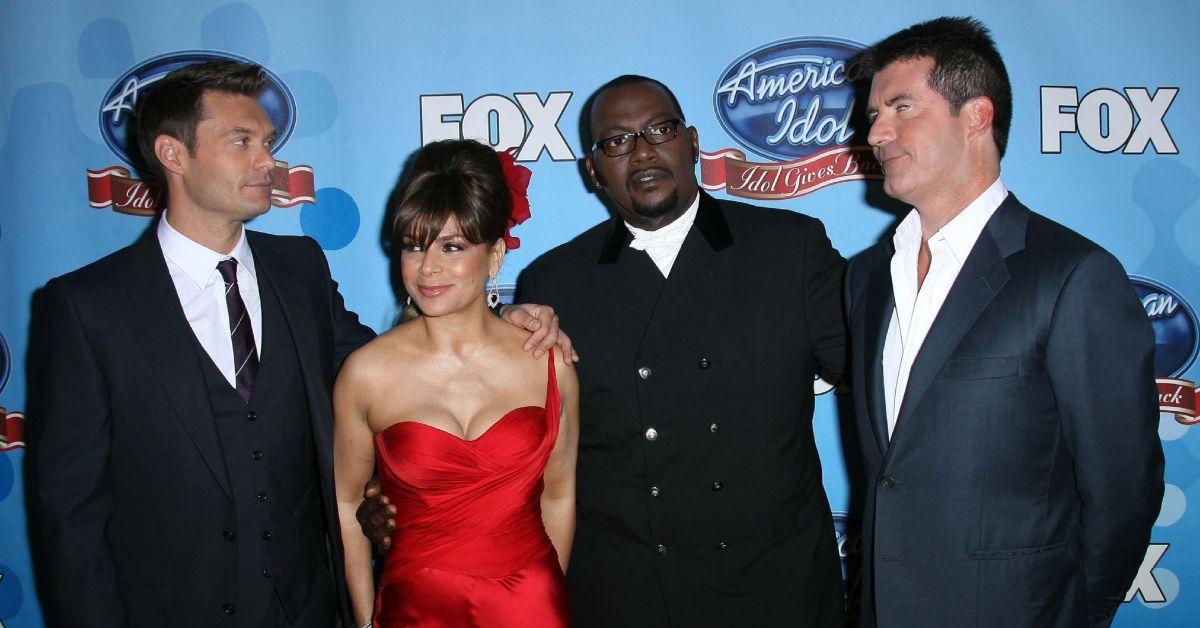 Simon Cowell, Paula Abdul, Randy Jackson e Ryan Seacrest no tapete vermelho