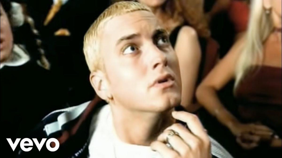 Eminem ainda do videoclipe de The Real Slim Shady