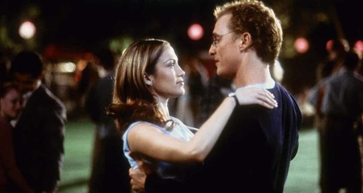 Matthew McConaughey e Jennifer Lopez compartilham uma troca amigável sobre seu filme, The Wedding Planner