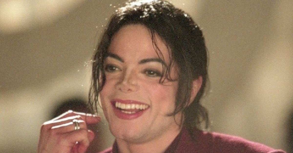 Corey Feldman não tem medo de arrastar a elite de Hollywood, mas uma vez afirmou que Michael Jackson era inocente