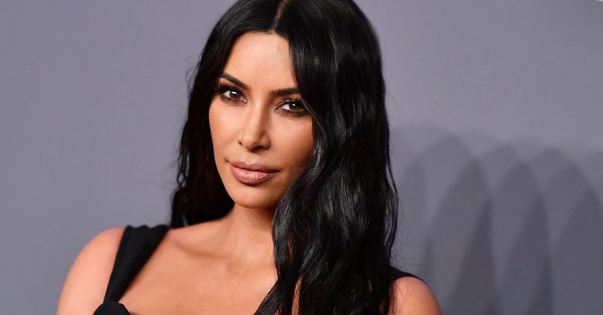 Kim Kardashian sob crítica pela legenda da foto recente