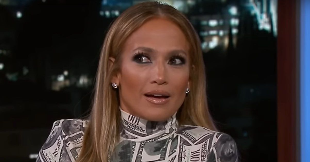Os fãs assam Jennifer Lopez pelo seu TikTok Challenge Fail