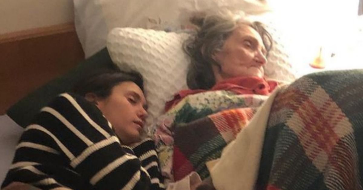 Nina Dobrev homenageia sua avó amorosa, que faleceu recentemente aos 87 anos