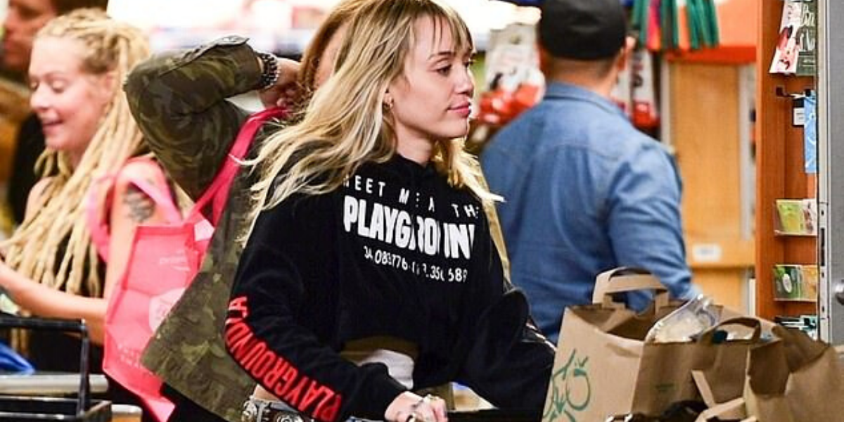 Veja como Miley Cyrus gasta seu enorme patrimônio líquido