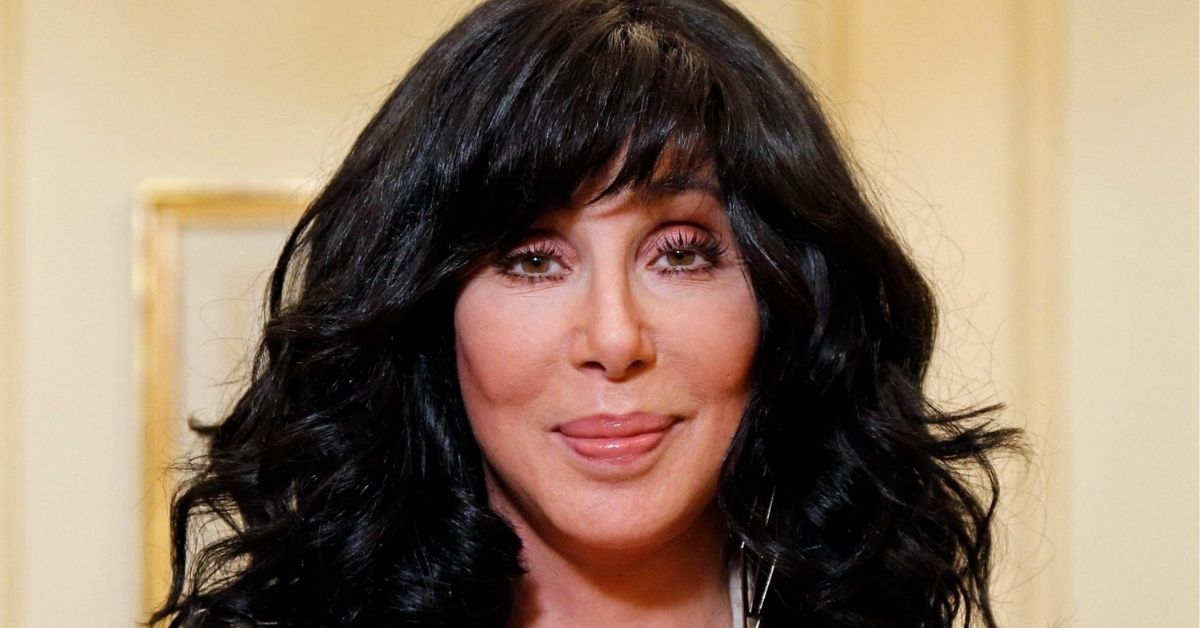 Cher ainda sente ‘tristeza’ por causa do tweet de George Floyd