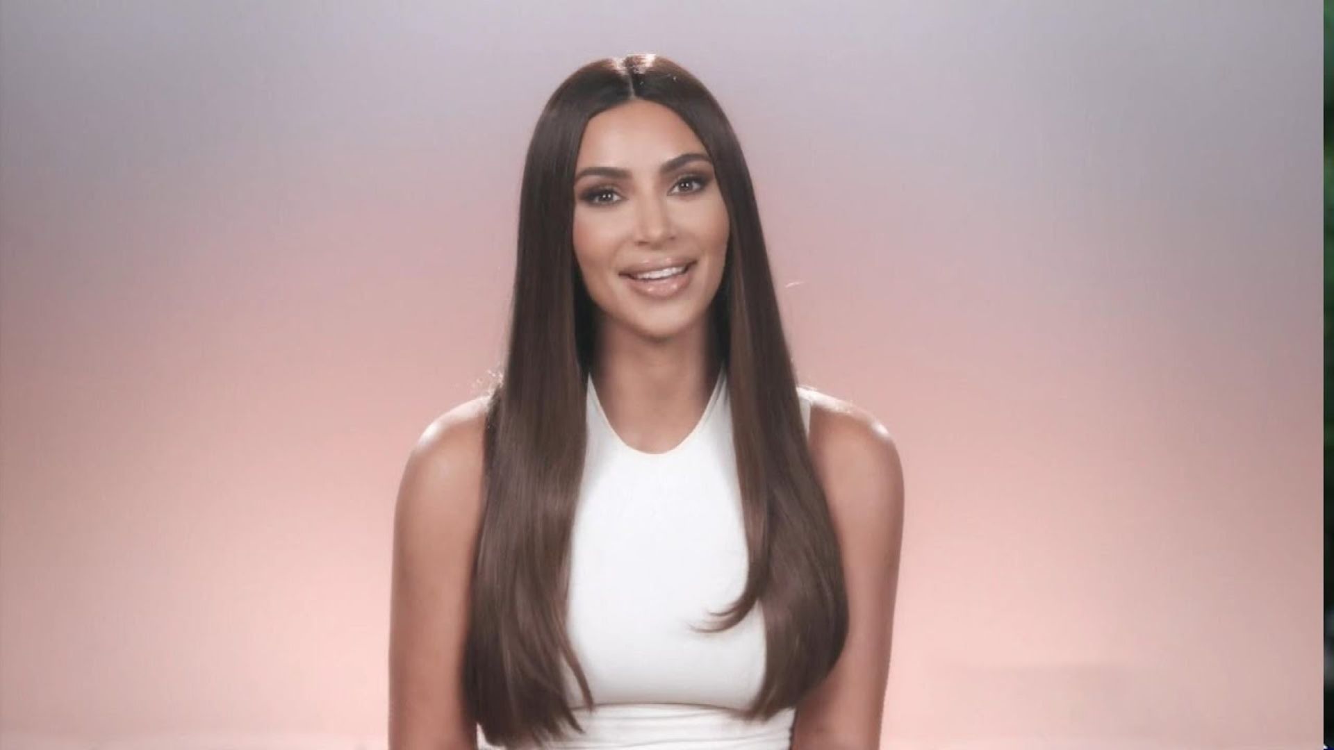 Kim Kardashian está realmente abandonando o Ocidente de seu nome?