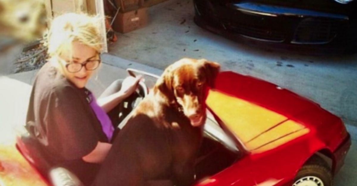 Os fãs estão confusos sobre a postagem de Jamie Lynn Spears com ela e seu cachorro andando de carro