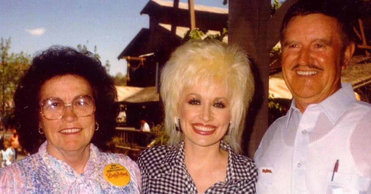 Quão rica é a família de Dolly Parton?