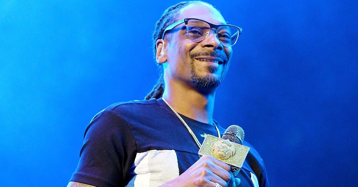Snoop Dogg mostra amor com ‘Earth Wind And Fire’ e ‘The Isley Brothers’ Verzuz Battle