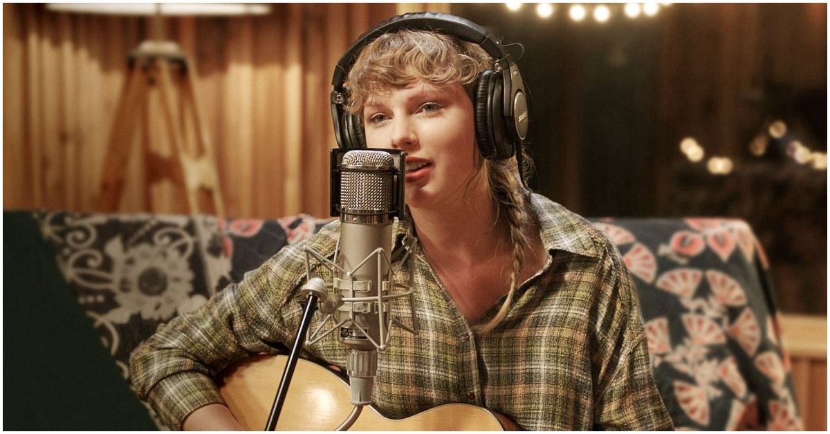 O que aprendemos com as sessões de gravação de ‘folclore’ íntimo de Taylor Swift
