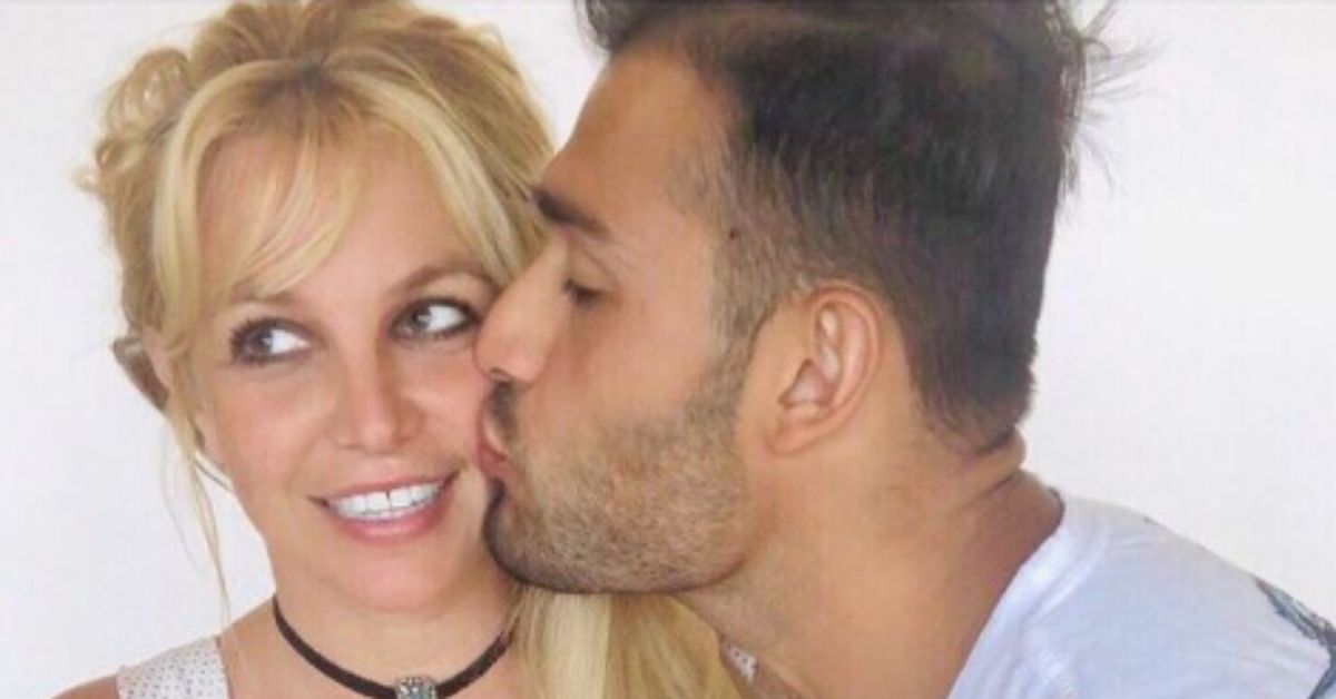 Os fãs imploram que Britney Spears “largue o namorado” enquanto ela comemora 39º aniversário