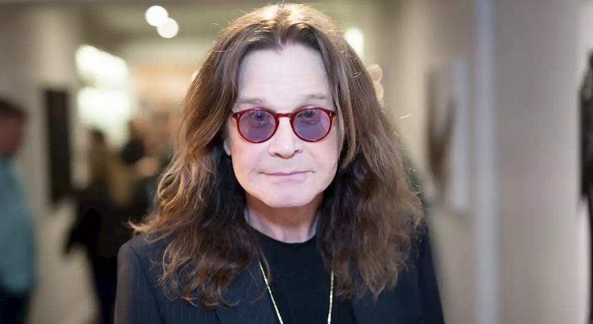 Ozzy Osbourne cancela sua turnê e Sharon Osbourne estreia um visual novo e ousado