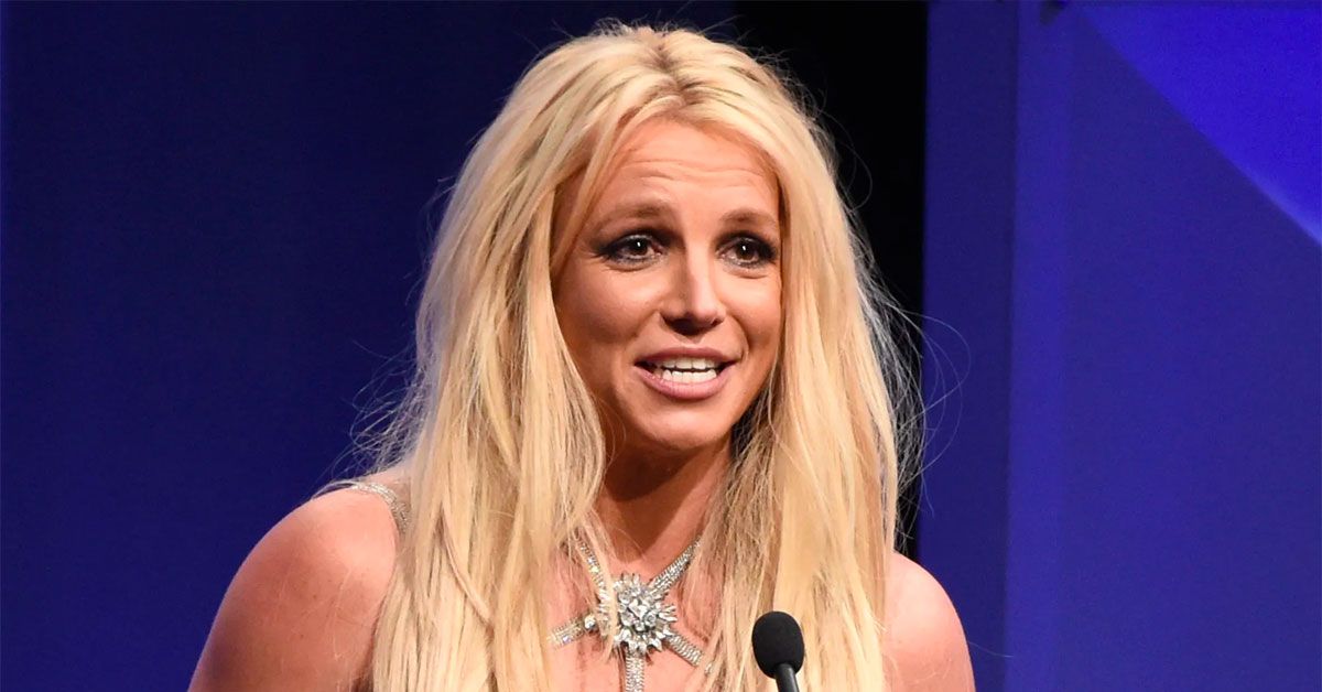 Os fãs ficam horrorizados com a postagem de aniversário de Britney Spears com Sam Asghari