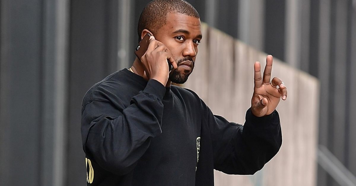 Kanye não quer mais ser visto como ‘Kanye Kardashian’ ao revelar o novo Yeezy’s