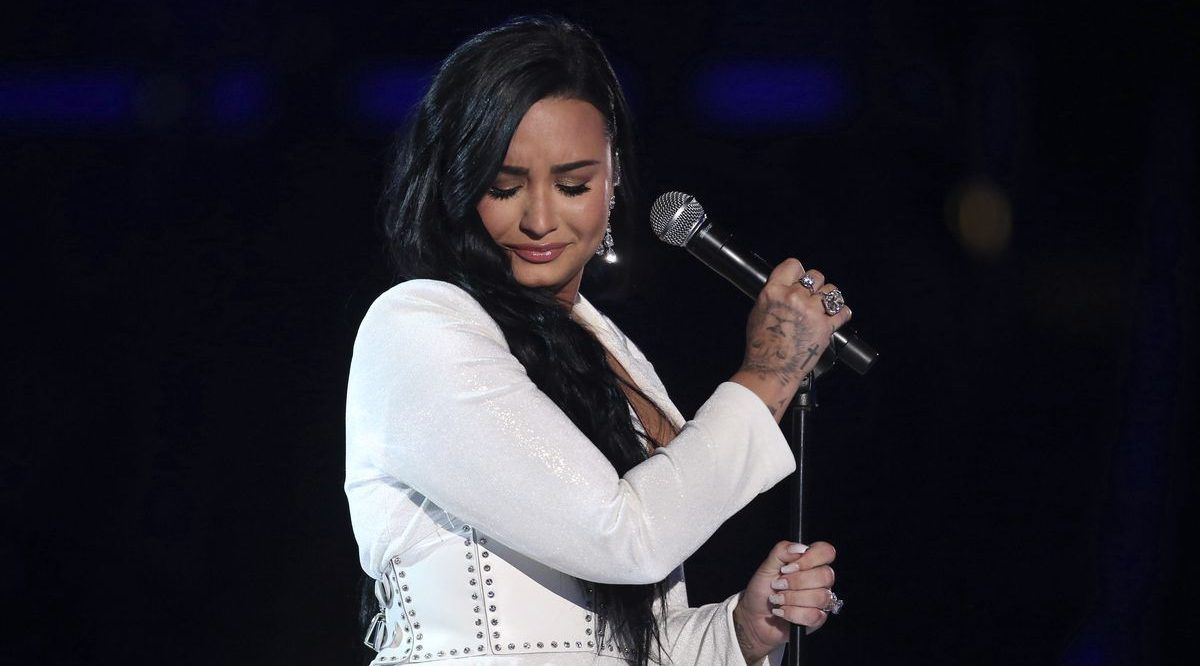 Demi Lovato … De Problemas de Saúde Mental, Para Apoio à Saúde Mental