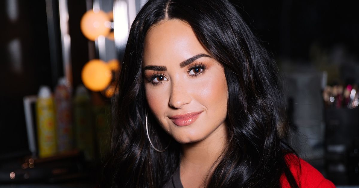 Fãs elogiam a postagem inspiradora e empática de Demi Lovato sobre o racismo