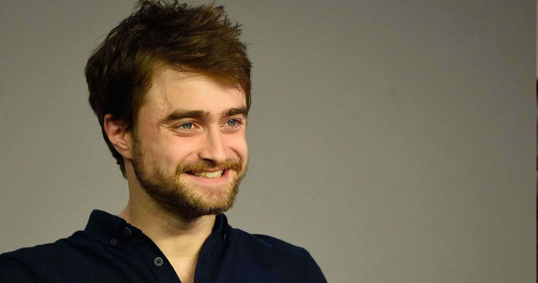 Daniel Radcliffe se reconecta com os fãs lendo Harry Potter e a Pedra Filosofal