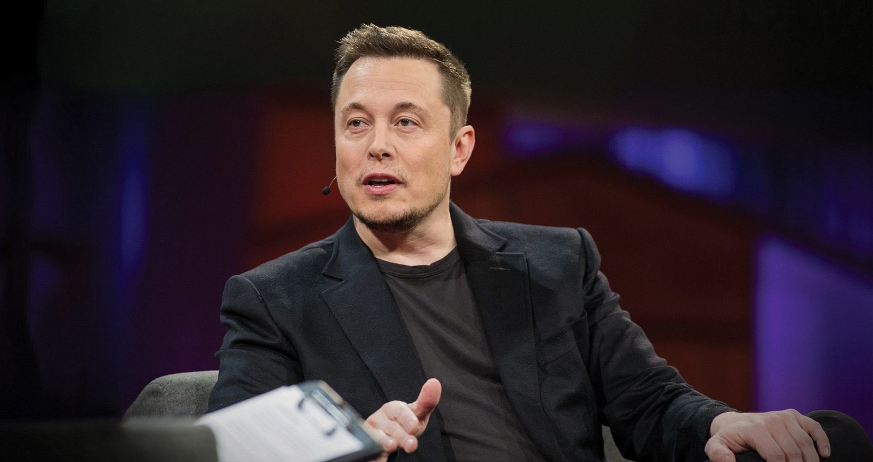 Quando Elon Musk era jovem, sua vida corria perigo constante por esse motivo surpreendente
