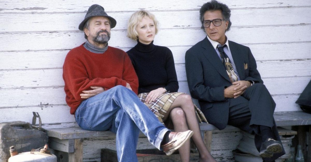 Por que Robert De Niro pressionou Dustin Hoffman para estrelar seu clássico cult dos anos 90, Wag The Dog