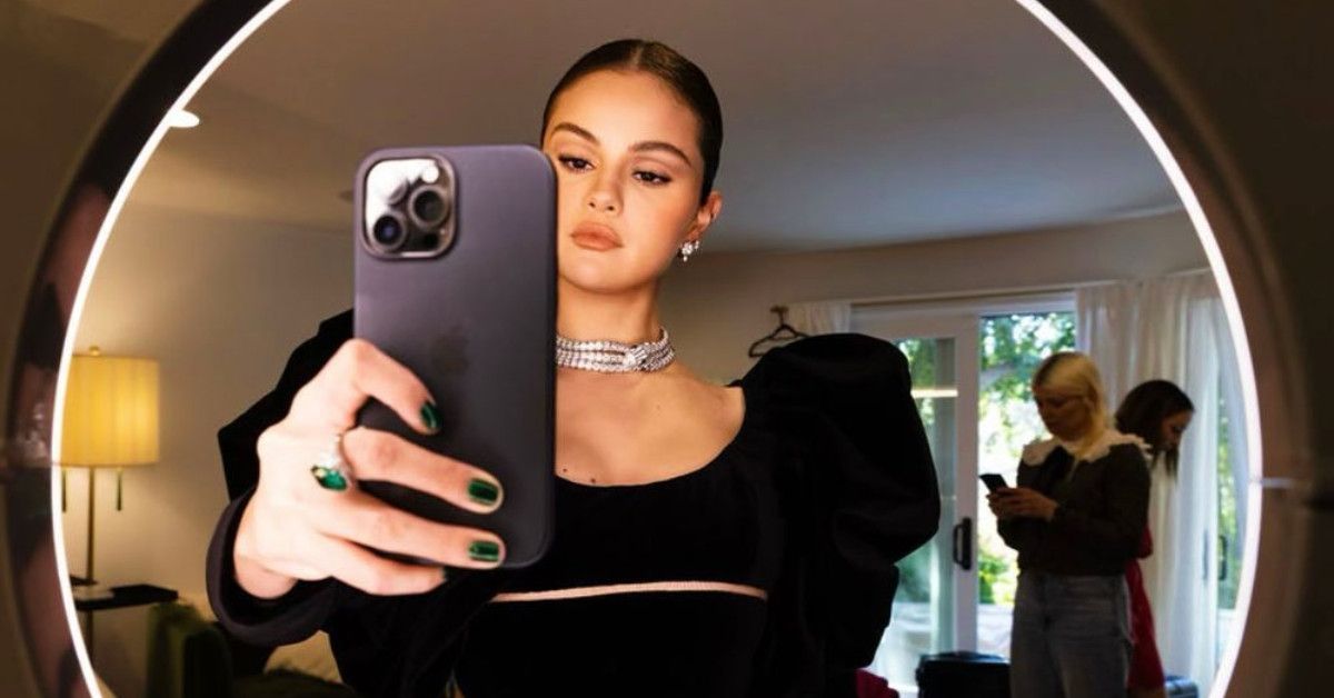 Selfie no espelho de Selena Gomez