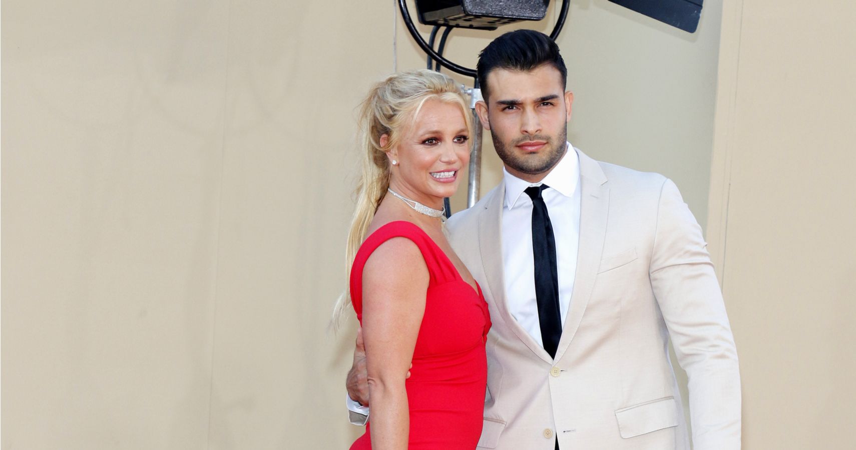 Fãs de Britney Spears aliviados por ela se dirigir ao tribunal sob sua tutela