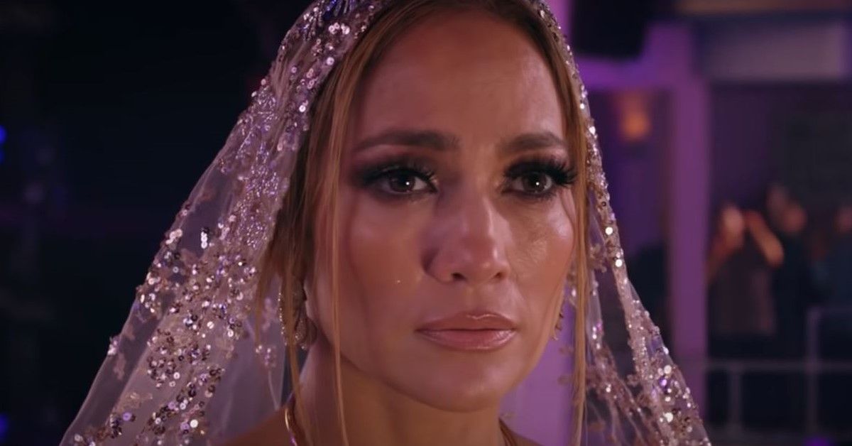 Jennifer Lopez defende comédia romântica como um gênero necessário após lançar filmes de casamento