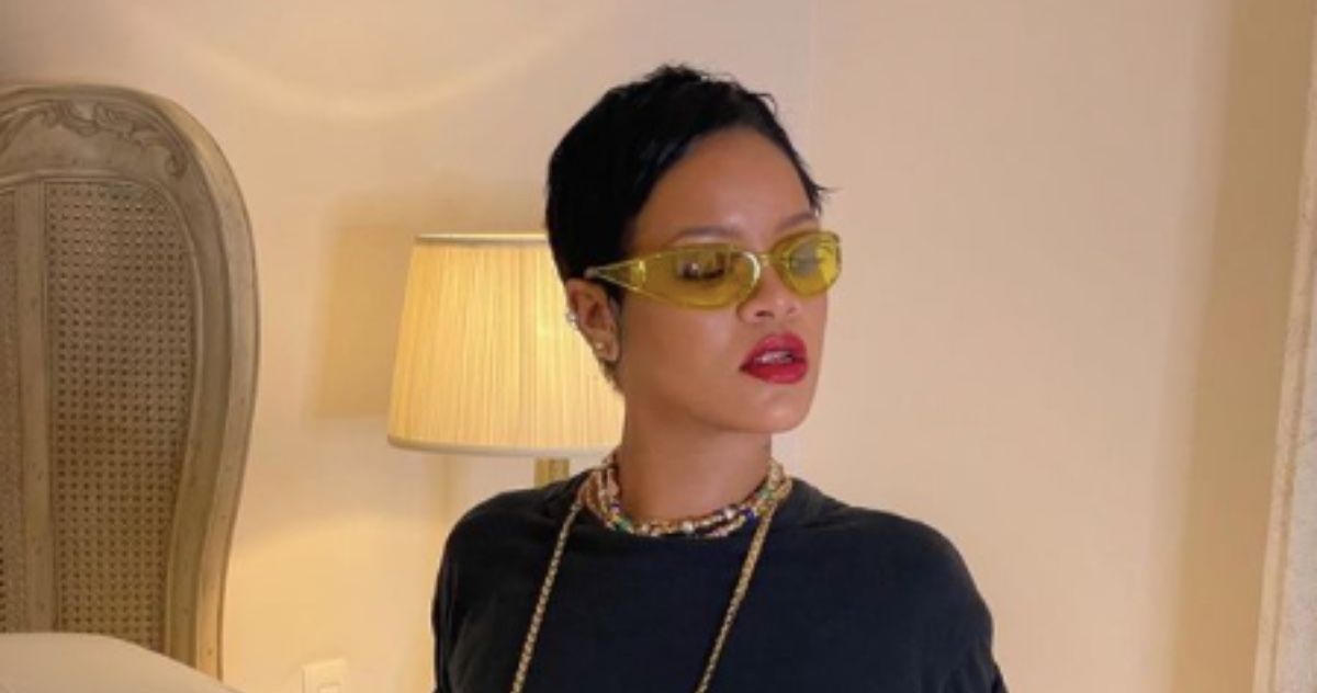 Os fãs reagem a Rihanna oficialmente se tornando uma bilionária … mas não por meio de sua música