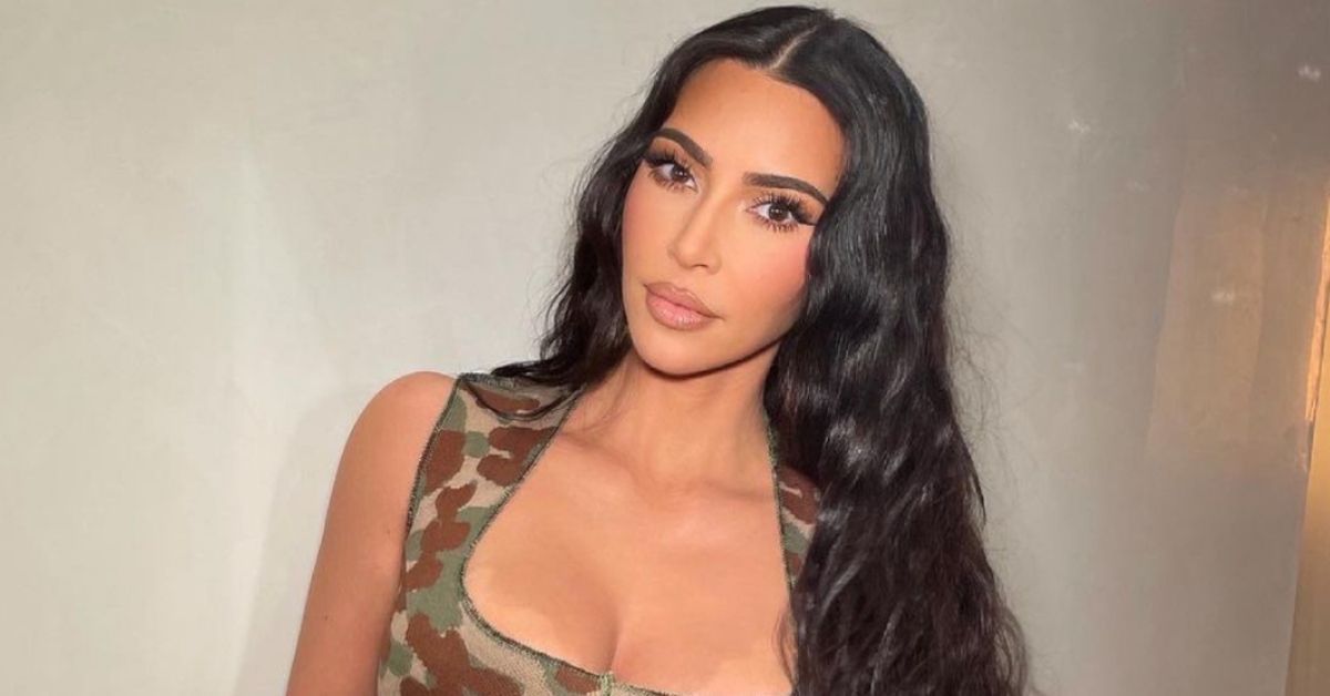 Kim Kardashian publica uma frase enigmática sobre ignorar as opiniões dos outros ao namorar Pete Davidson