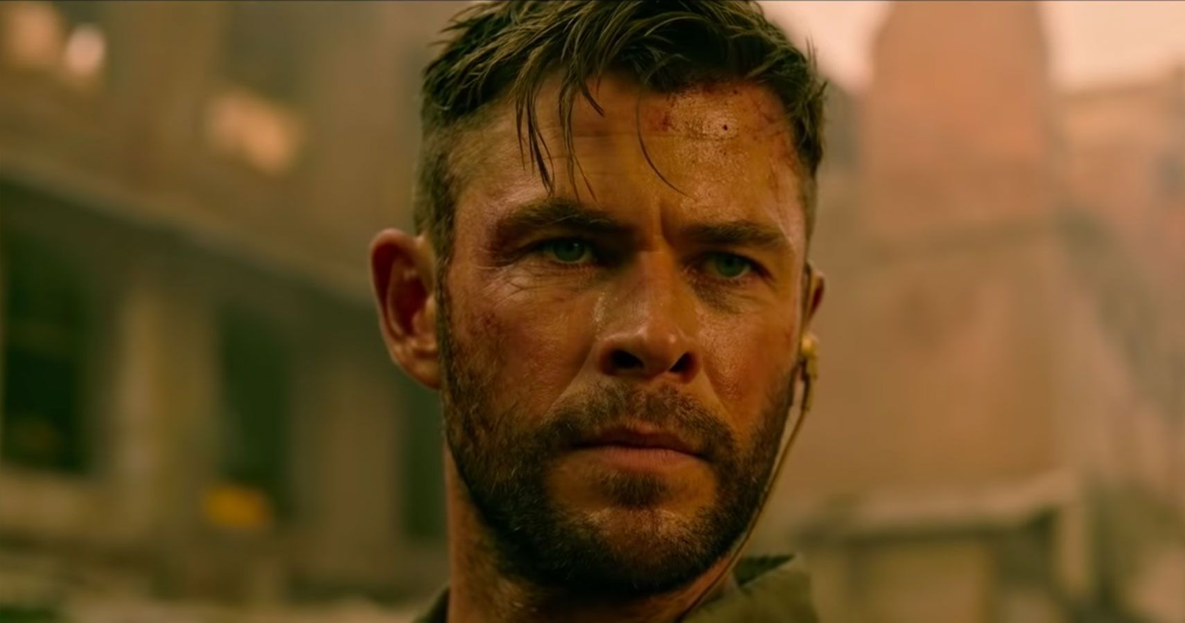 Chris Hemsworth provoca a sequência do filme após o enorme sucesso de Extraction