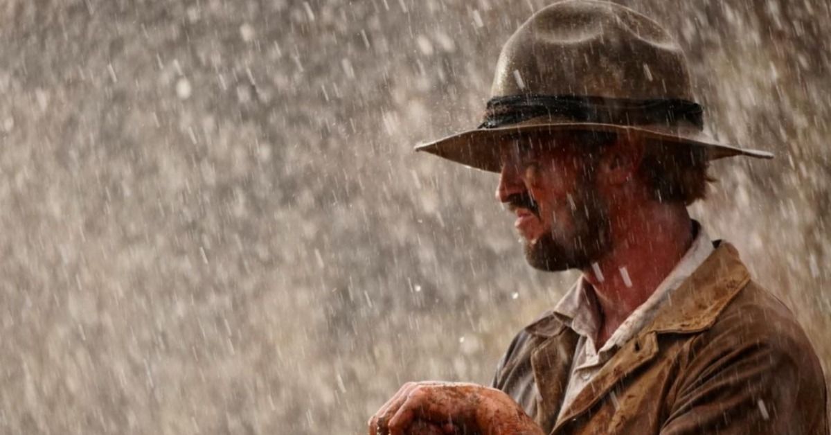 O novo papel de Tom Felton no filme está transmitindo algumas vibrações importantes de ‘Indiana Jones’