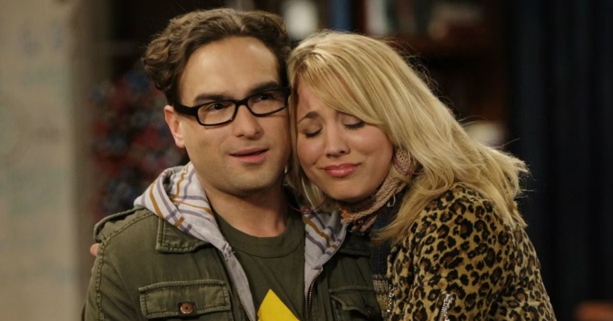 Kaley Cuoco e Johnny Galecki choraram juntos após negociações de contrato de The Big Bang Theory