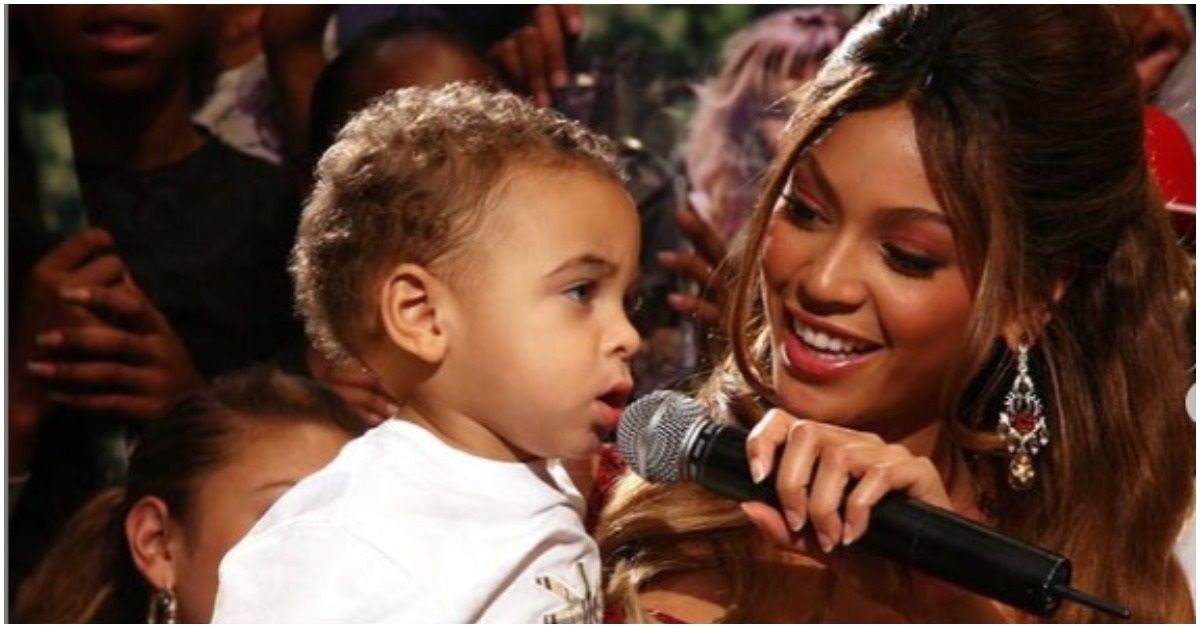 Qual é a proximidade de Daniel Julez J. Smith Jr. de sua tia, Beyoncé?