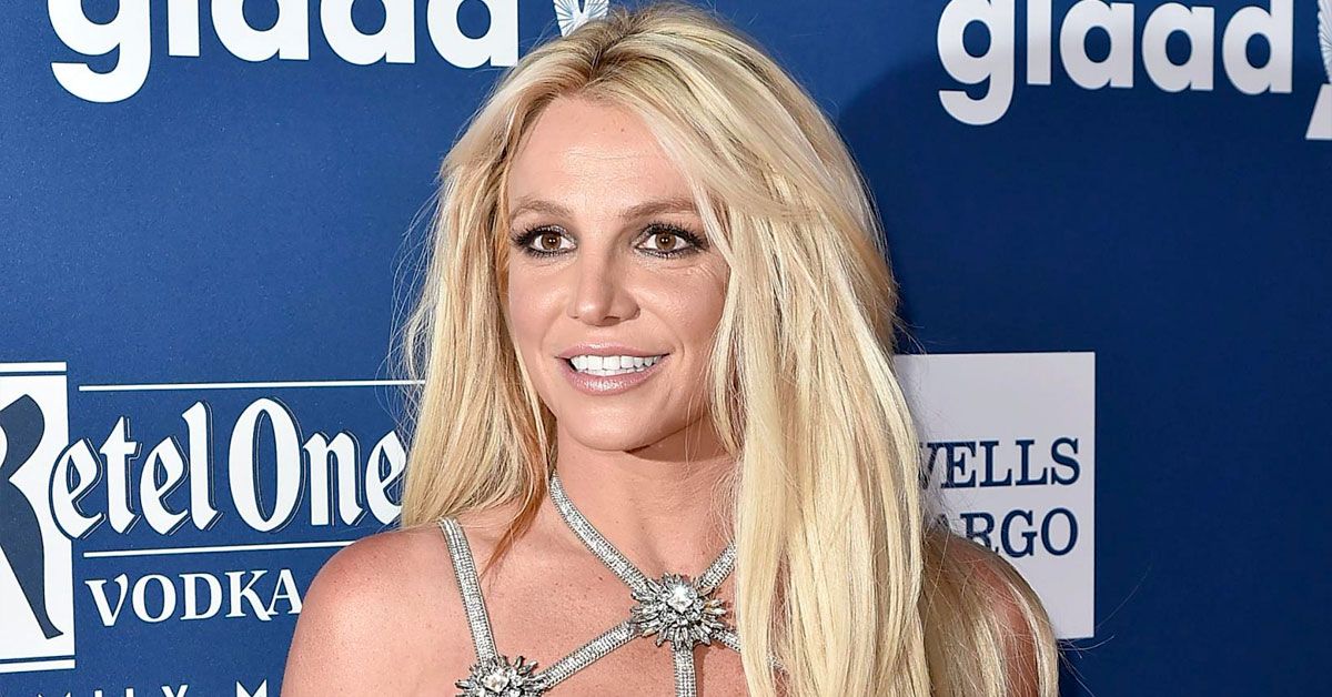 Britney Spears posta uma enxurrada de mensagens, cada uma mais preocupante do que a outra