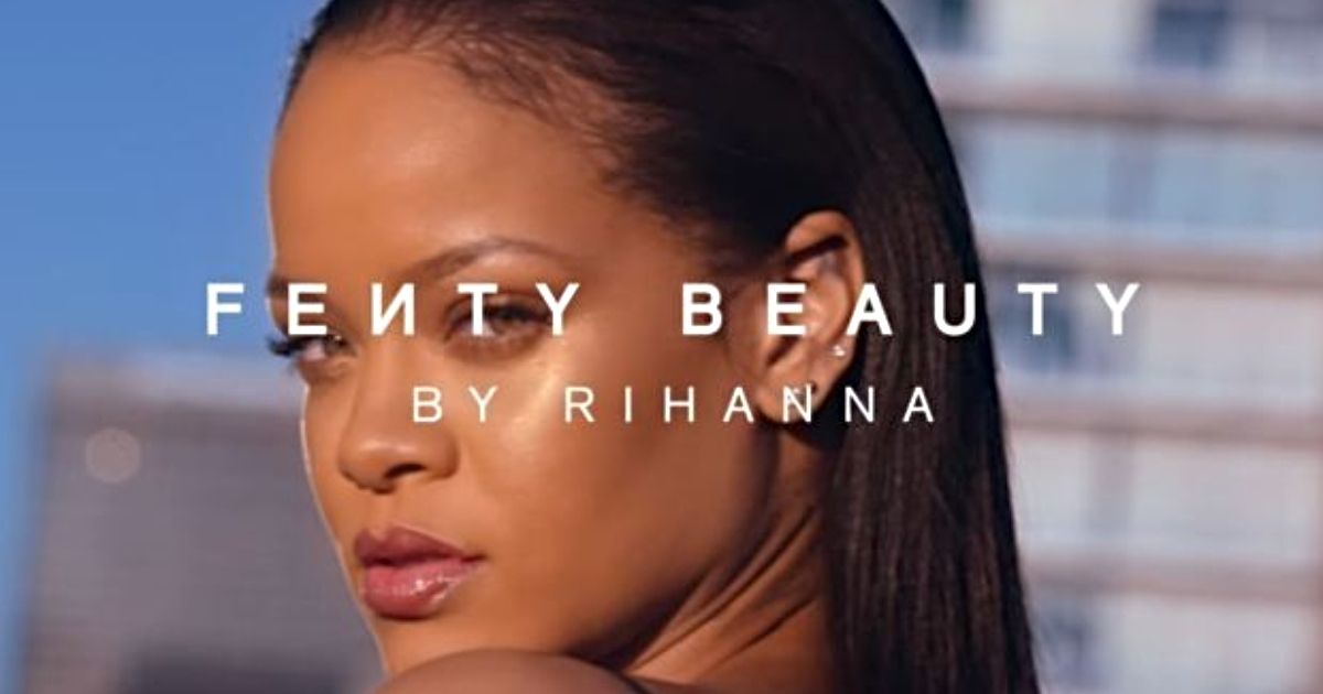 Rihanna falha em seu próprio desafio Fenty Beauty ‘Slip Shine Lipstick’