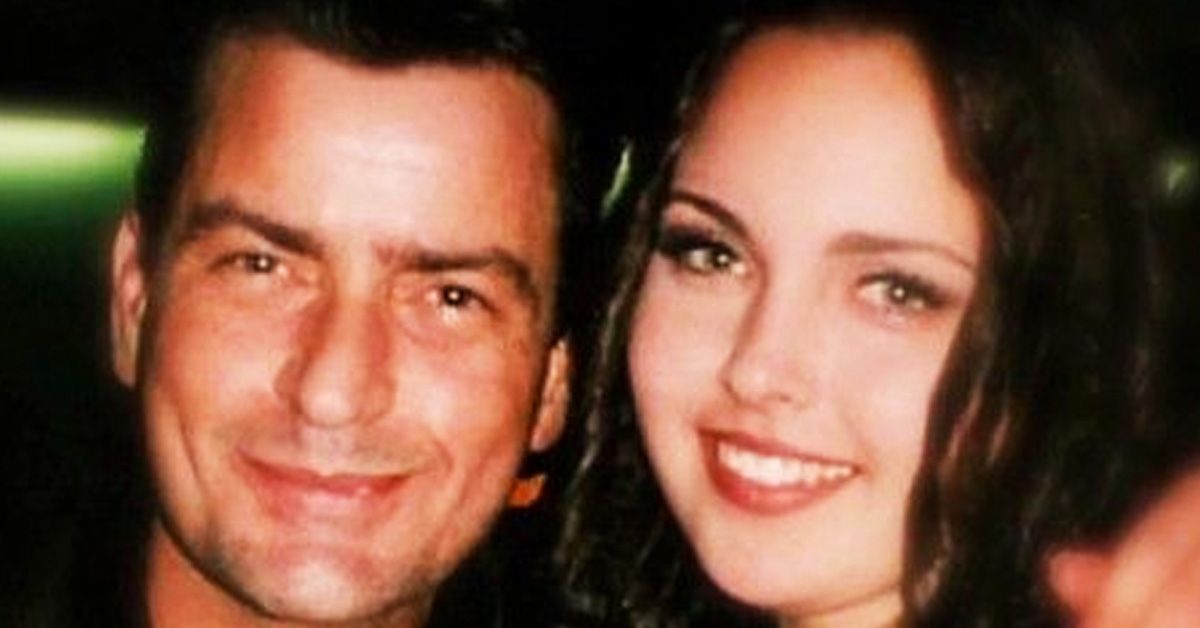 Quem é a filha de 35 anos de Charlie Sheen, Cassandra Estevez?