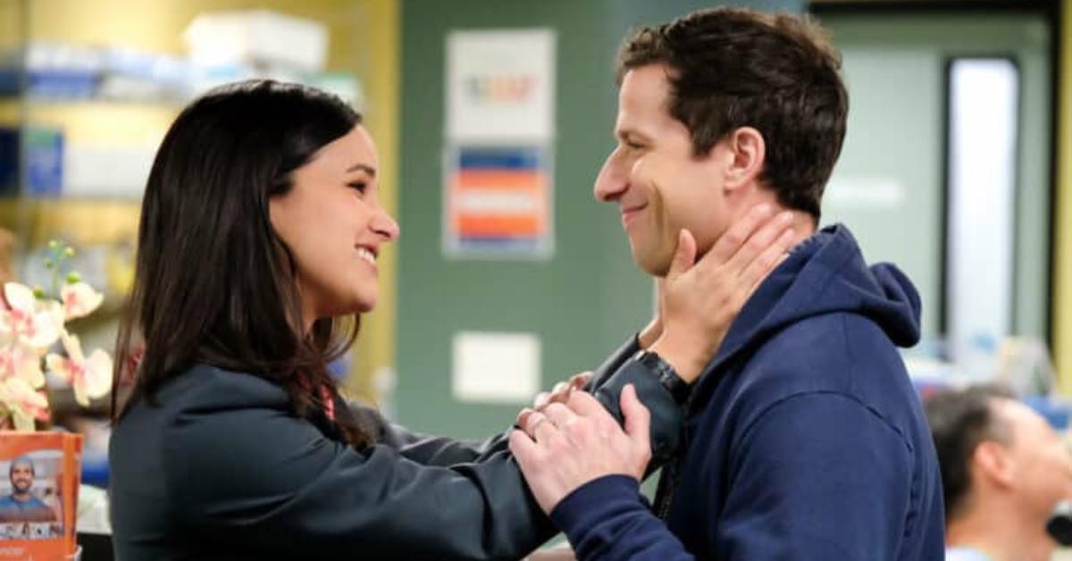 Melissa Fumero e Andy Samberg: Emoções finais em Brooklyn Nine-Nine.
