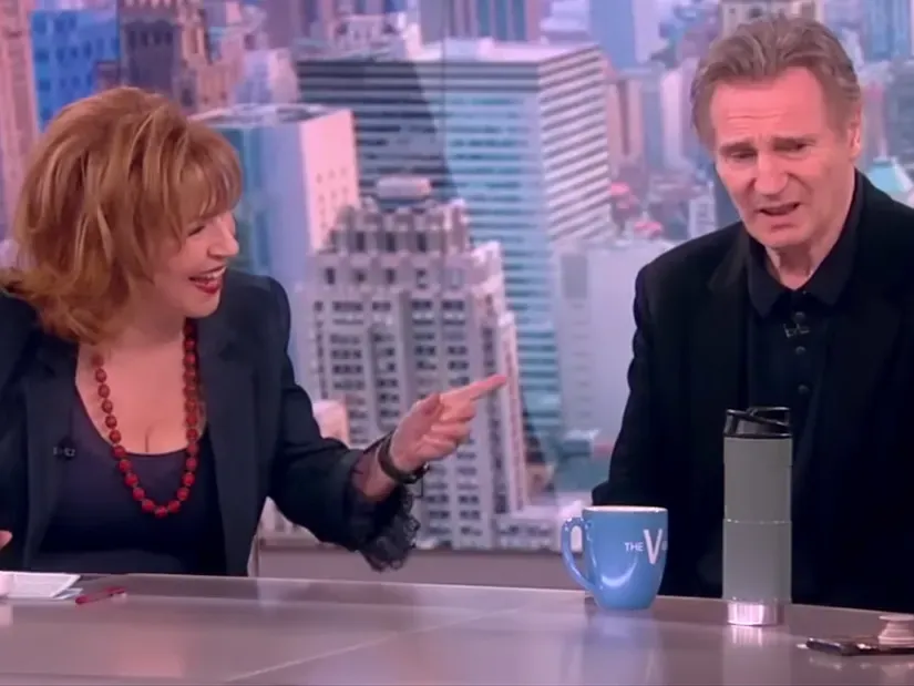 Liam Neeson e Joy Behar