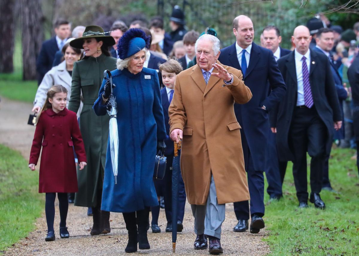 A reação da família real ao fato de Kim Kardashian ter comprado o colar da princesa Diana