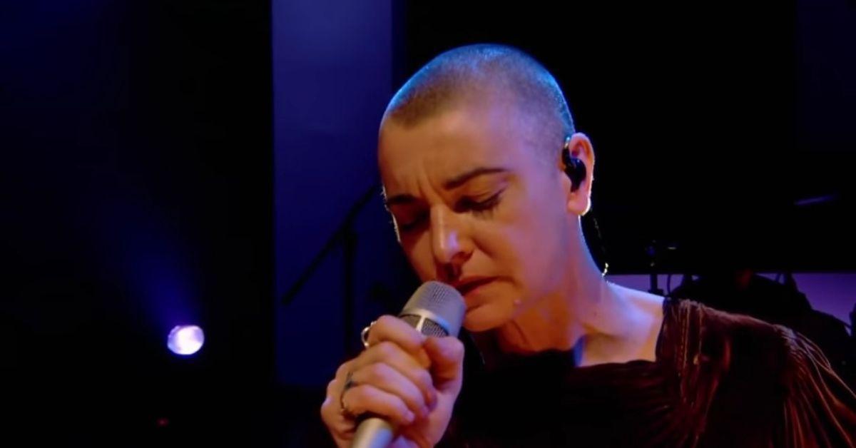 Sinéad O'Connor cantando