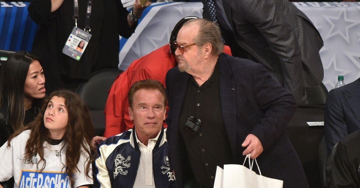 Jogo de basquete de Arnold Schwarzenegger e Jack Nicholson