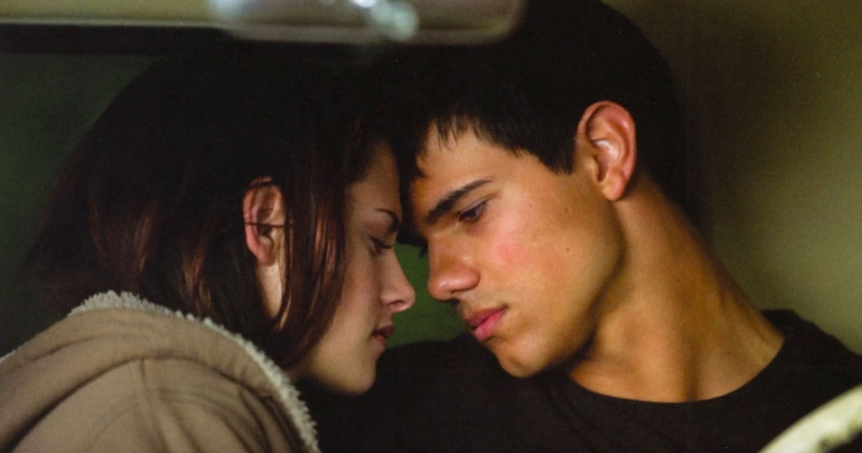 15 fatos que nos lembram porque Bella deveria ter escolhido Jacob em vez de Edward