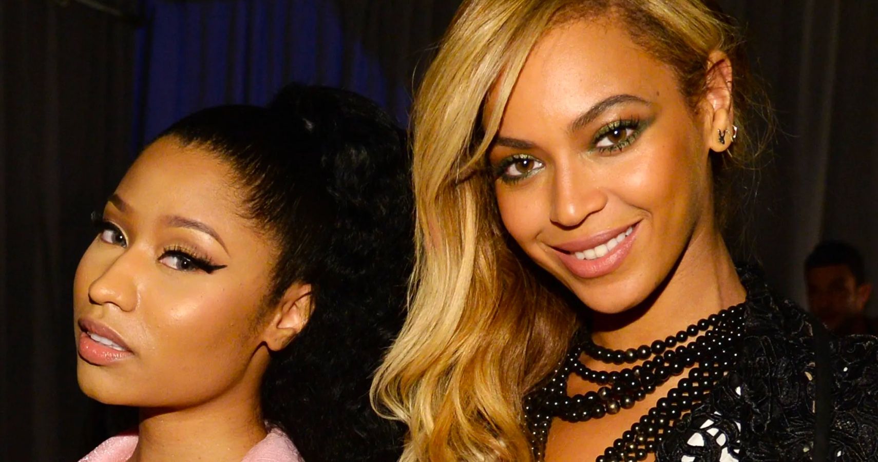 Beyoncé e Jay-Z parabenizam Nicki Minaj por seu Video Vanguard Award