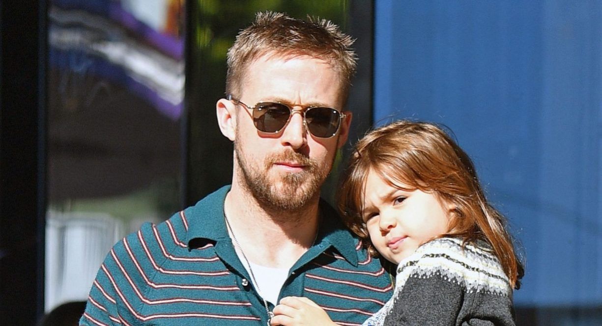 Os comentários de Eva Mendes sobre "Mamãe Cansada" preocupam os fãs, mas ela promete que Ryan Gosling é um pai maravilhoso