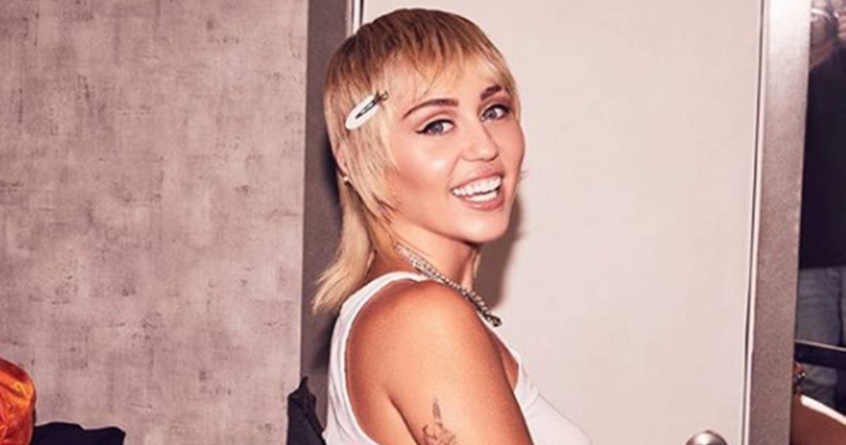 Miley Cyrus não gosta de pregar, mas tem apenas um conselho para aspirantes a artistas