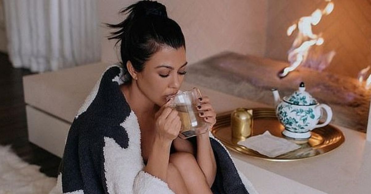 Kourtney Kardashian zombou online depois de compartilhar seu 'dia de relaxamento'