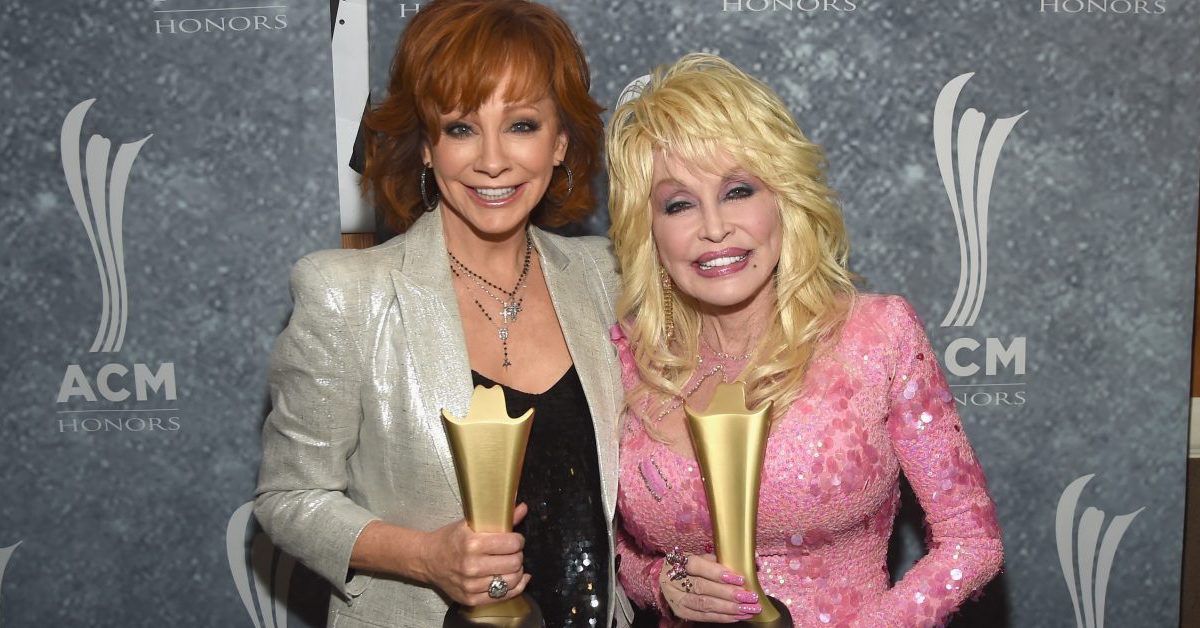 Rainha Dolly Parton envia lindos desejos de aniversário para Reba