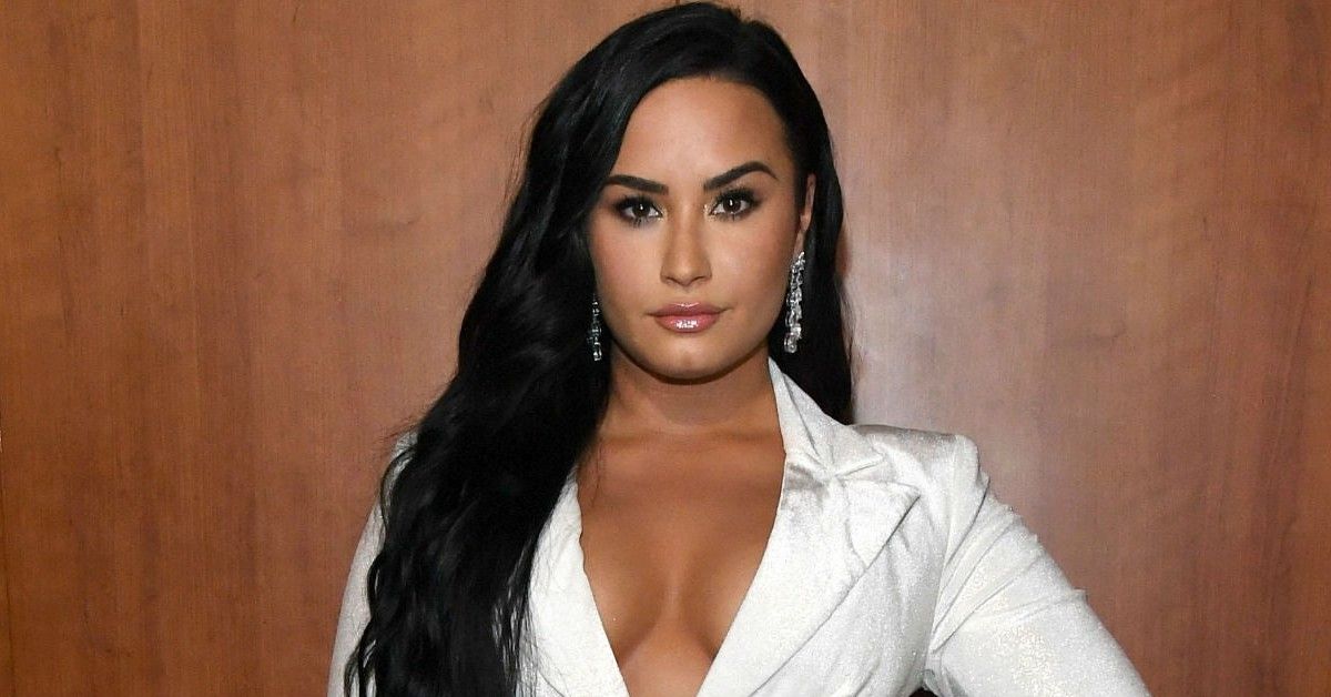 Scooter Braun revela nova música de Demi Lovato pronta para cair